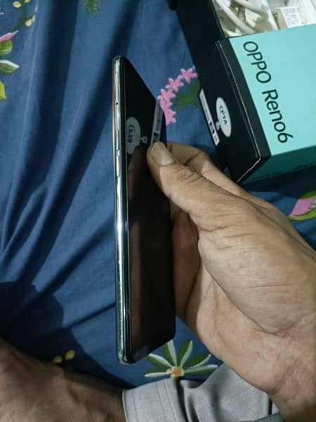 oppo reno 6  wait box and original charger 5