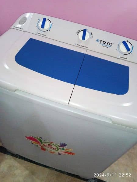 Toyo washing machine 2 in tub w0rking condition 7