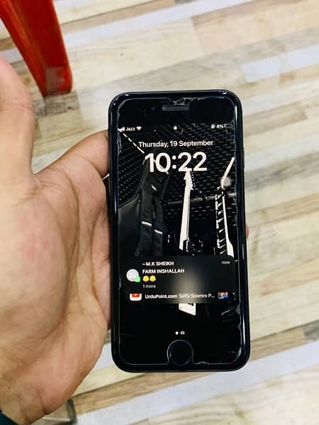 Iphone 8 64Gb Pta Approved| Urgent Sale 5