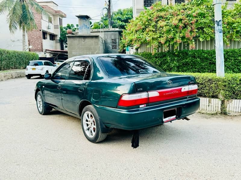 Toyota Corolla XE 1999 1