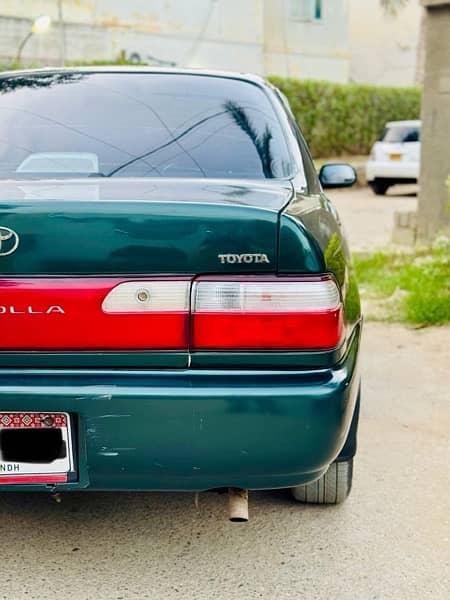 Toyota Corolla XE 1999 11