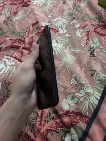 urgent sale iphone 7plus pta approve 128gb 7