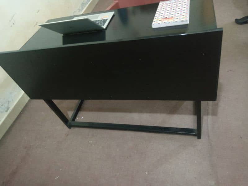 Computer table,  Office table Study table, Gaming table and Chair 8