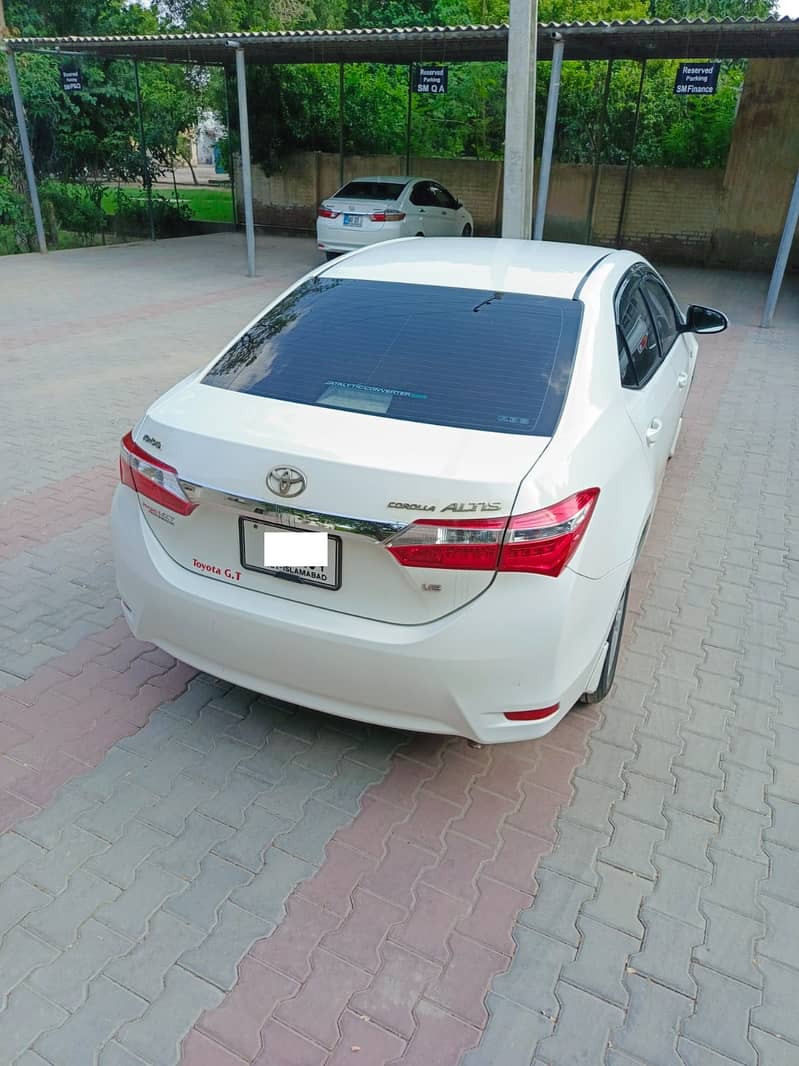 Toyota Corolla Altis 2017 Super ECT Automatic 3