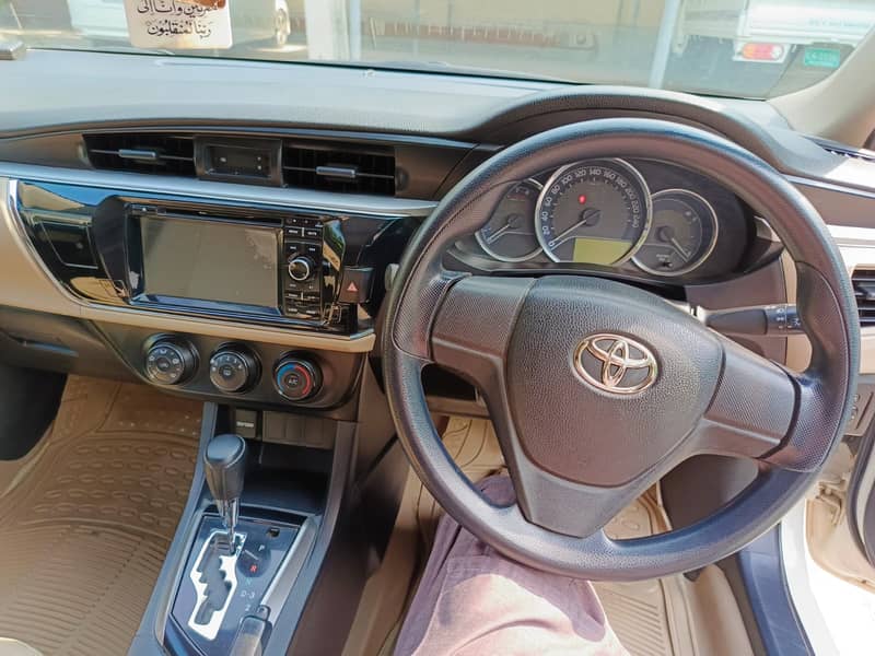 Toyota Corolla Altis 2017 Super ECT Automatic 11