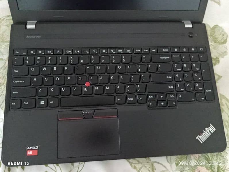 Lenovo Thinkpad E555 with amd Processor 3