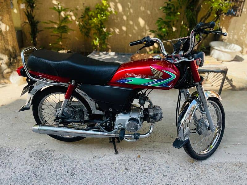 Honda CD70  18/19 model 0