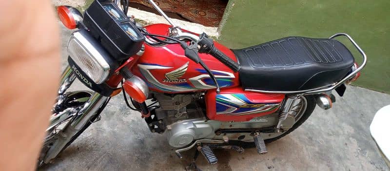 honda 2022 Karachi nambr 125. cc 1