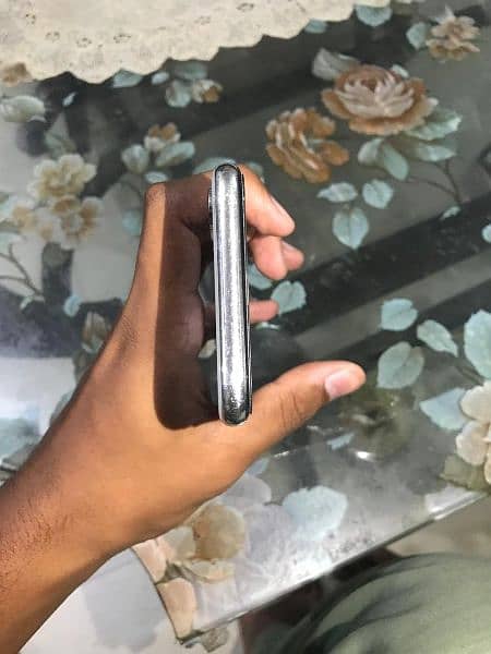 Iphone X 256 GB Non PTA 3