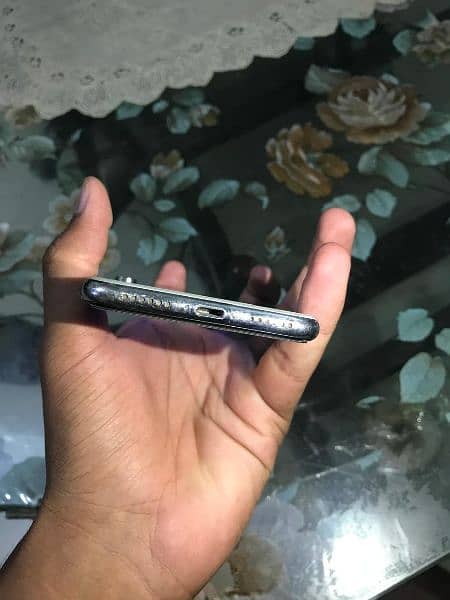 Iphone X 256 GB Non PTA 4