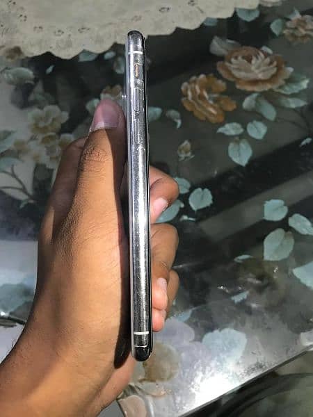 Iphone X 256 GB Non PTA 5