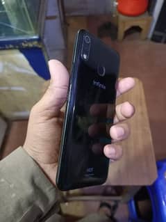 Infinix Hot 8 lite 2 32 0