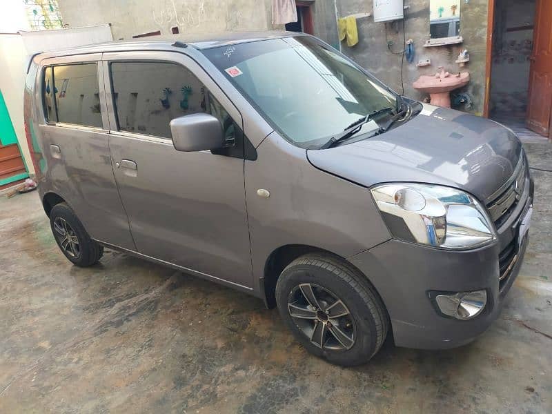 Suzuki Wagon R 2017 13