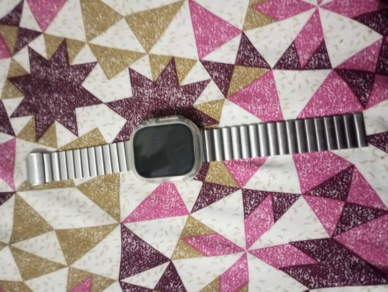 Origional watch y 60 ultra 9 with 7 straps 4 days use 10 /10 condition 1