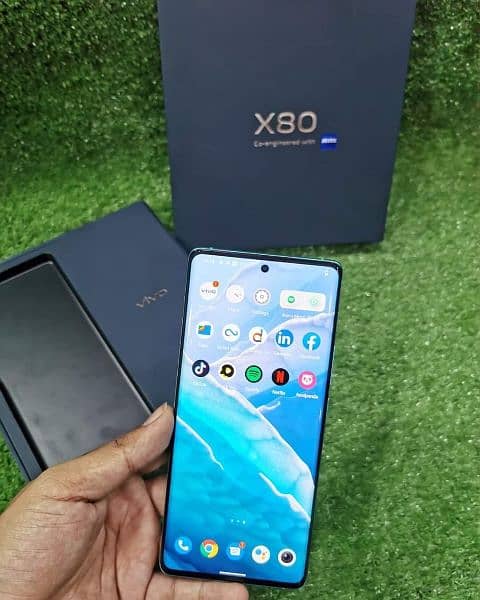 Vivo X80 5G 1