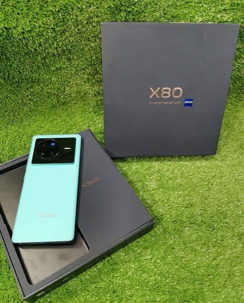 Vivo X80 5G 3