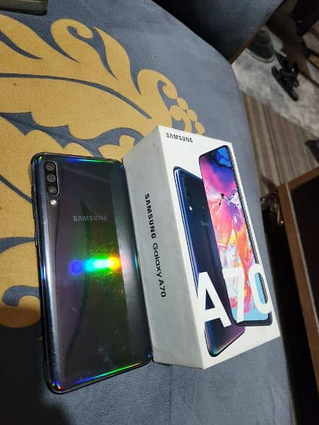 Samsung A70 (Non PTA) 0