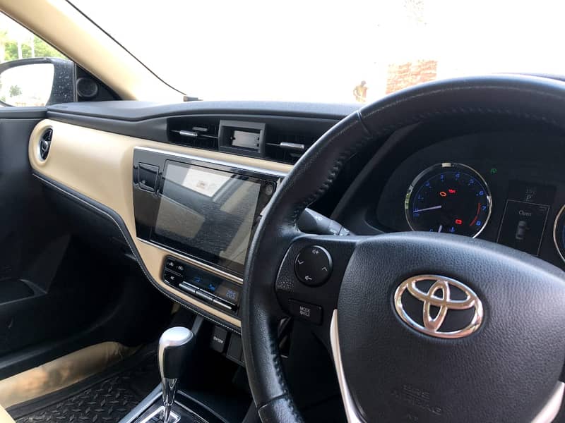 Toyota Altis Grande 2018 1.8 6