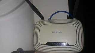 Tp link dual antena ROUTER for SALE.