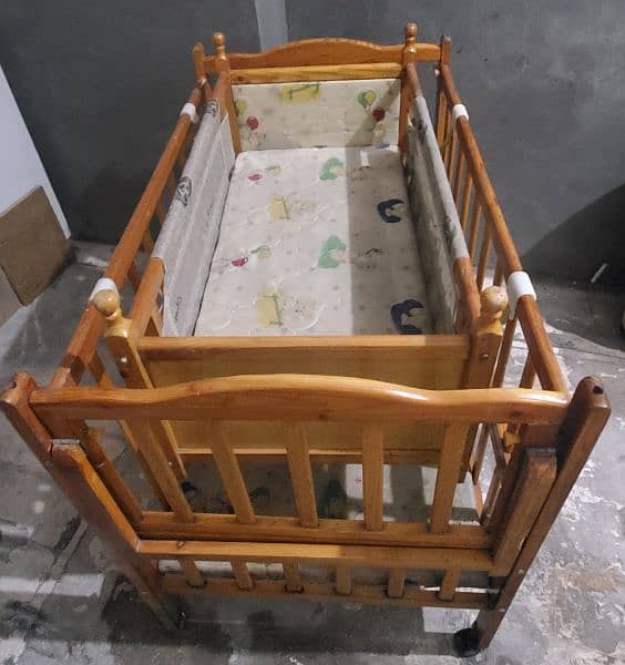 2 in 1 baby bed with jhula 1