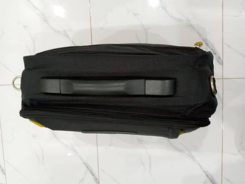 gym plus travel bag 2