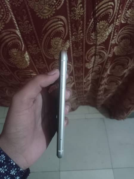 IPhone 11 iv For Sale 1