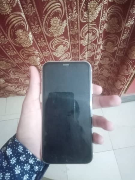 IPhone 11 iv For Sale 5