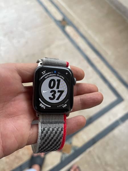 Apple Watch Series 4 44mm 4