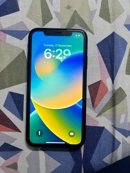 iPhone XR 64GB 4