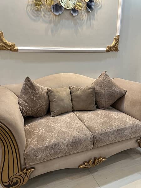 Royal two seater Sofa 4