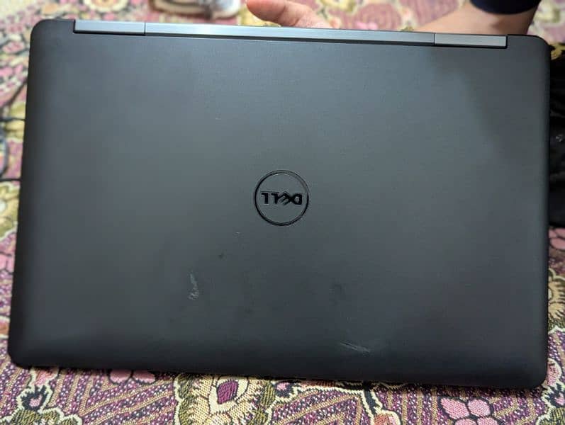 Laptop Core i5 4th generation 8 gb Ram 256 SSD 3