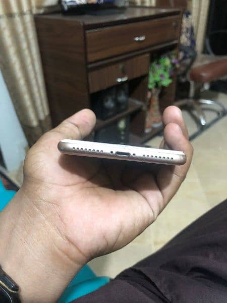 iPhone 8plus 256gb pta approved 3