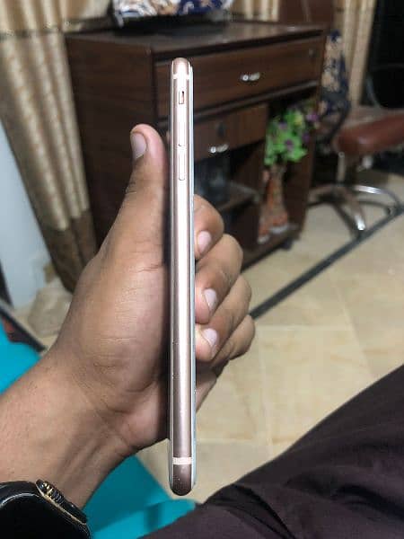 iPhone 8plus 256gb pta approved 5