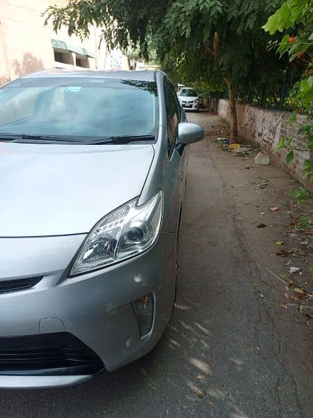 Toyota Prius 2013/2018 reg ISB 2