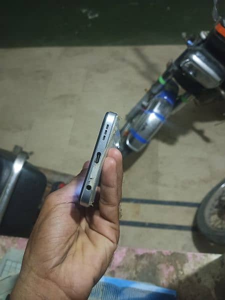 Infinix Hot 30 play 4