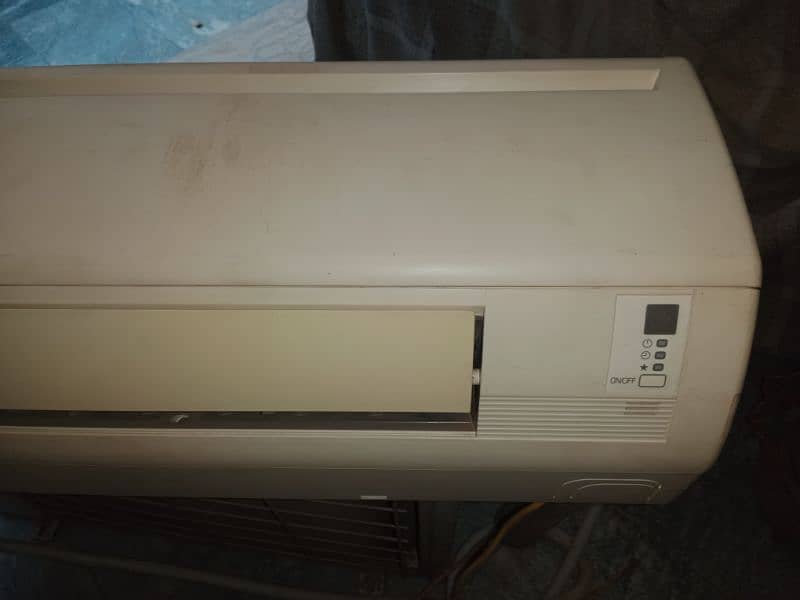 Acson Ac 2Ton for sale working condition 2