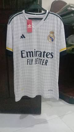 Real Madrid 24/25 Shirt 0