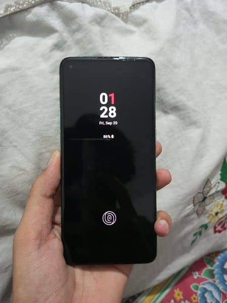 OnePlus 9R 1