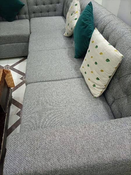 L Shaped corner sofa 1