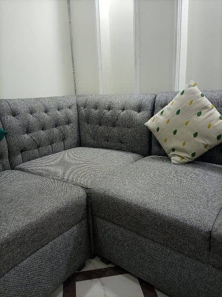 L Shaped corner sofa 5