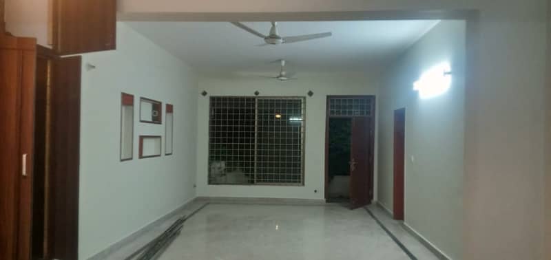 G15 Upper Portion For Rent 12 Marla Near Markaz 1