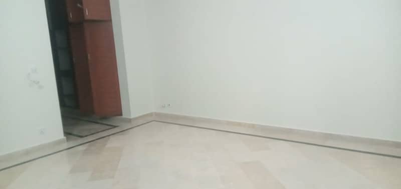 G15 Upper Portion For Rent 12 Marla Near Markaz 2