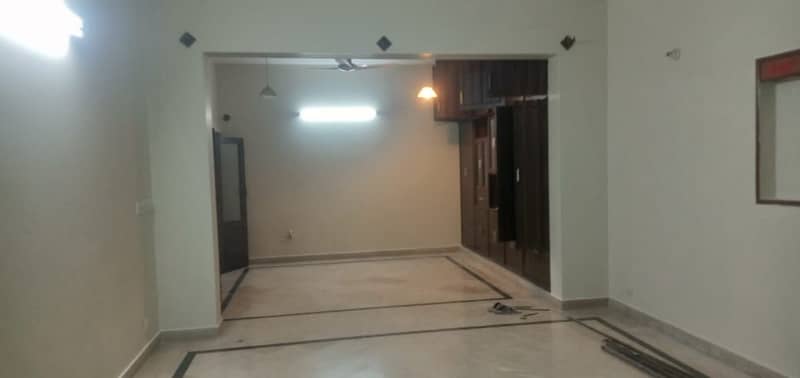 G15 Upper Portion For Rent 12 Marla Near Markaz 10