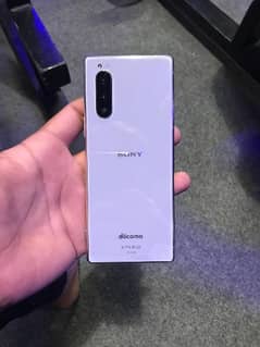 sony xperia 5