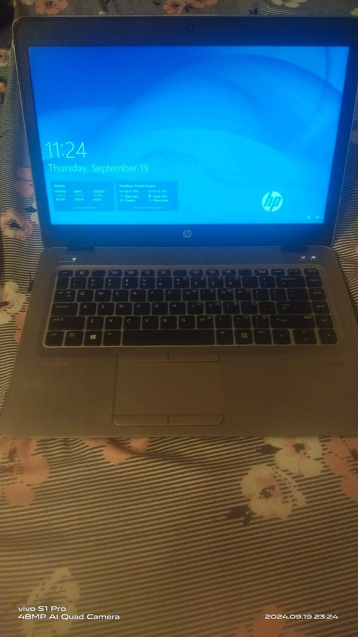 HP Elitebook 840 G4 Intel Core i5-7300U 8GB 256GB SSD 0