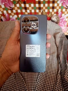 infinix smart 8 plus  Whatsapp and sampal call 03068655688 argent sell