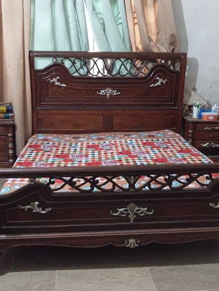 KING SIZE BED FOR SALE 1