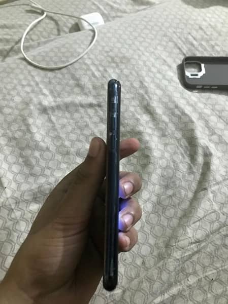 iphone 11 pro (exchange possible) 5