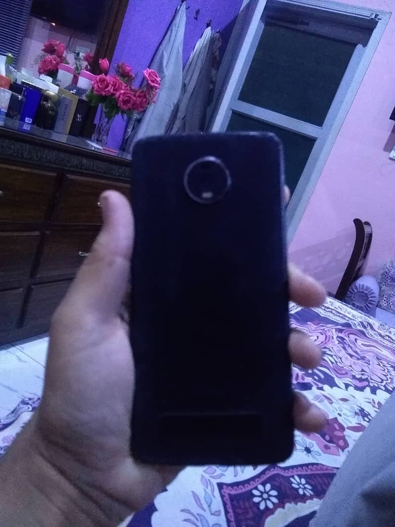 Moto Z4 2