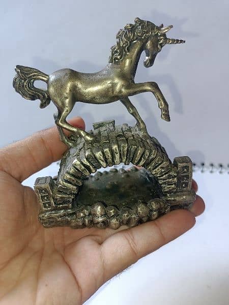 Unicorn Of The Bridge TUDOR MINT Pewter Figure 0